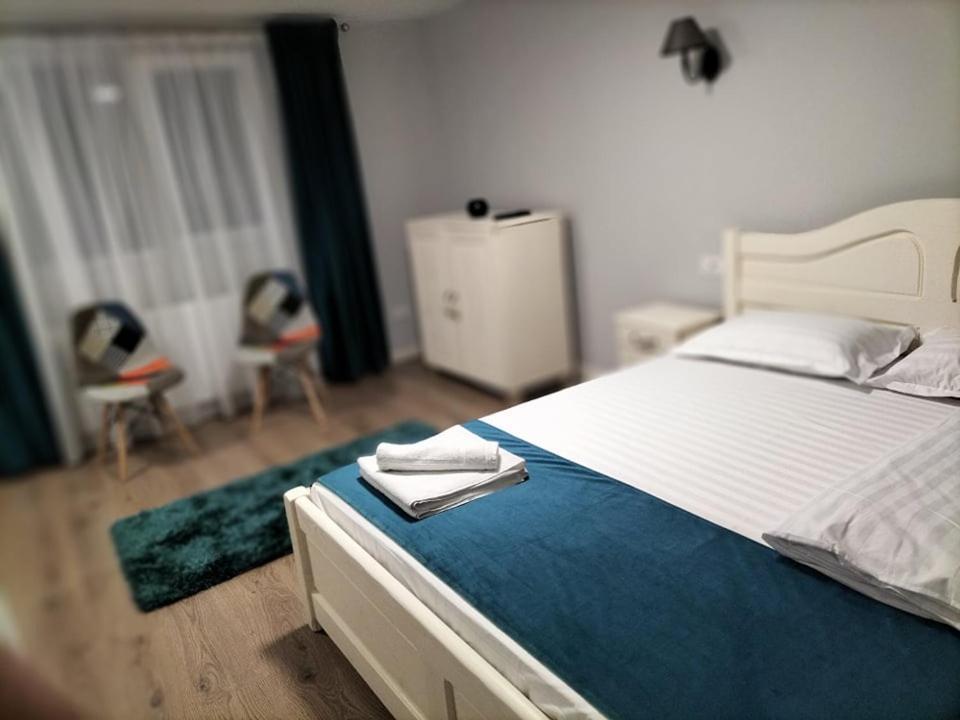 Casa Justin Hotel Gura Humorului Luaran gambar